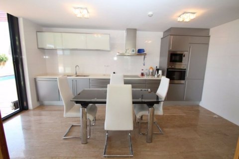 Villa en venta en Calpe, Alicante, España 4 dormitorios, 553 m2 No. 44291 - foto 7