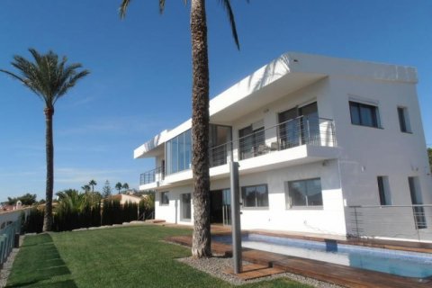 Villa en venta en Altea, Alicante, España 4 dormitorios, 383 m2 No. 46092 - foto 1