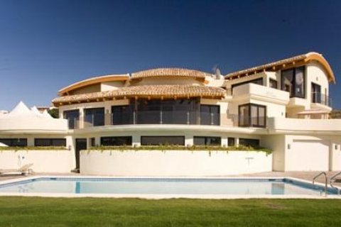 Villa en venta Marbella, Málaga, España 10 dormitorios, 500 m2 No. 41456 - foto 1
