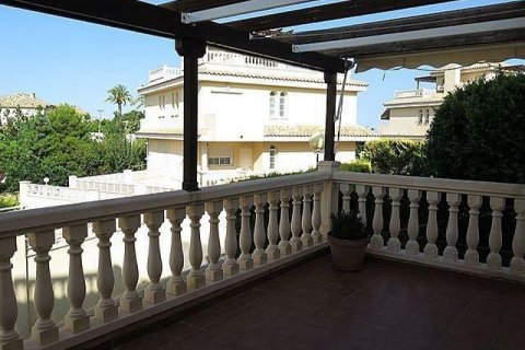 Villa en venta en La Nucia, Alicante, España 3 dormitorios, 227 m2 No. 45609 - foto 3