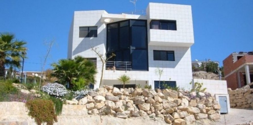 Villa en El Campello, Alicante, España 4 dormitorios, 420 m2 No. 45335