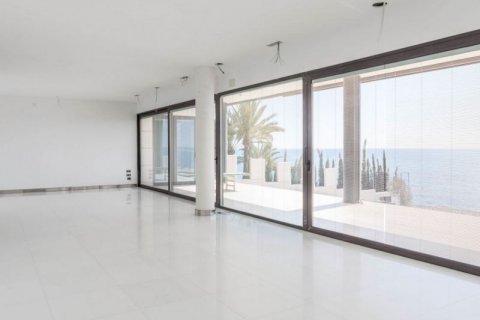 Villa en venta Alicante, España 7 dormitorios, 1.14 m2 No. 43842 - foto 10