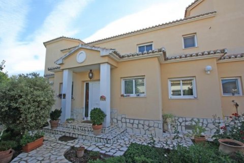 Villa en venta en Dénia, Alicante, España 6 dormitorios, 317 m2 No. 45510 - foto 5