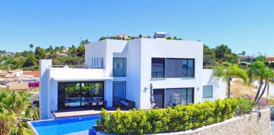 Villa en Calpe, Alicante, España 5 dormitorios, 240 m2 No. 43952