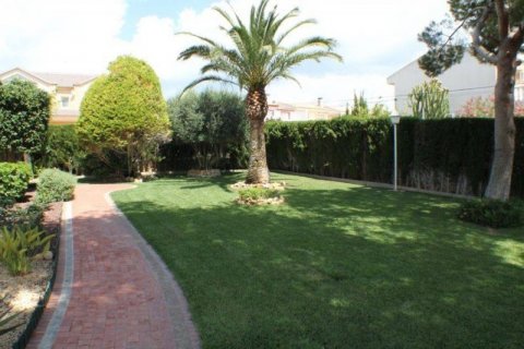 Villa en venta en La Nucia, Alicante, España 7 dormitorios, 600 m2 No. 44133 - foto 4