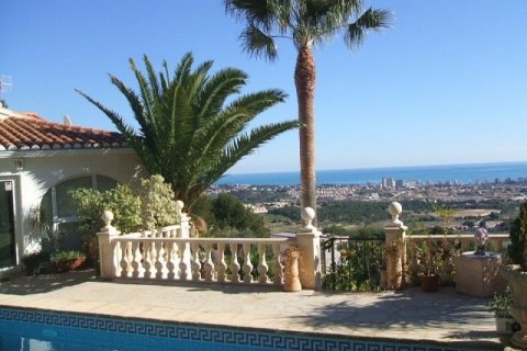 Villa en venta en Calpe, Alicante, España 4 dormitorios, 280 m2 No. 45603 - foto 8