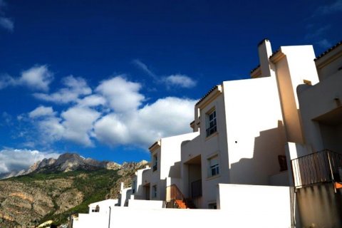 Villa en venta en Altea, Alicante, España 3 dormitorios, 230 m2 No. 43502 - foto 1