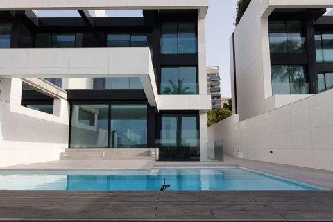 Casa adosada en venta en El Campello, Alicante, España 3 dormitorios, 524 m2 No. 41709 - foto 8