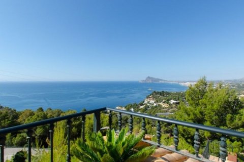 Villa en venta en Altea, Alicante, España 4 dormitorios, 264 m2 No. 43681 - foto 2