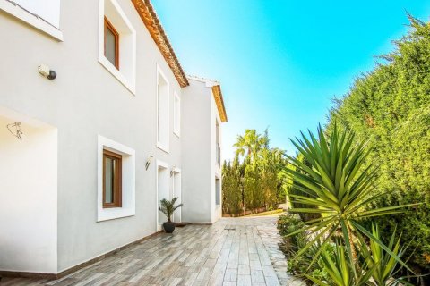 Villa en venta en Jávea, Alicante, España 6 dormitorios, 375 m2 No. 42758 - foto 5