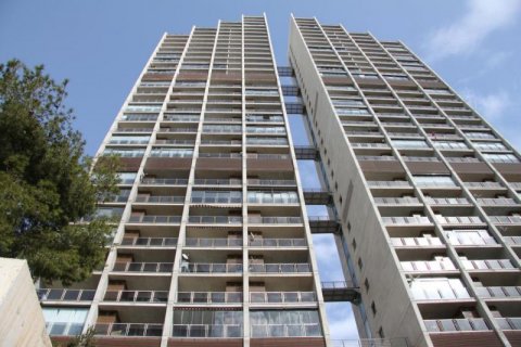 Apartamento en venta en Benidorm, Alicante, España 2 dormitorios, 120 m2 No. 44773 - foto 2