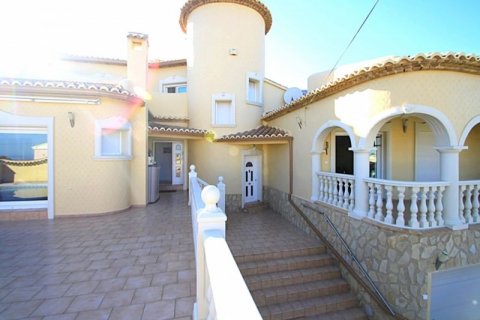 Villa en venta en Calpe, Alicante, España 5 dormitorios, 400 m2 No. 45646 - foto 4