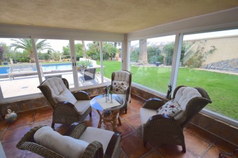 Villa en venta en Alfaz del Pi, Alicante, España 5 dormitorios, 650 m2 No. 43887 - foto 10