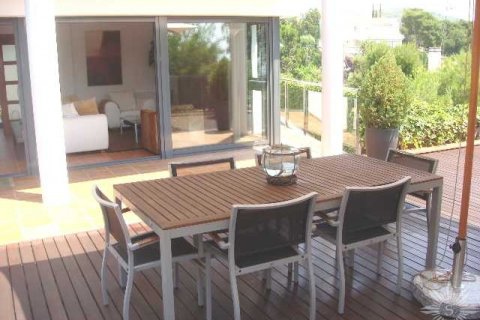Villa en venta en Sitges, Barcelona, España 5 dormitorios, 260 m2 No. 41413 - foto 7