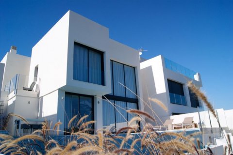 Casa adosada en venta en Santa Pola, Alicante, España 3 dormitorios, 128 m2 No. 42493 - foto 7