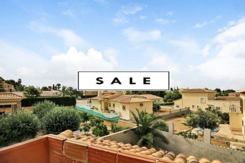 Villa en venta en Calpe, Alicante, España 3 dormitorios, 318 m2 No. 46050 - foto 2