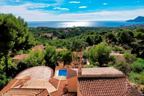 Villa en venta en Altea, Alicante, España 4 dormitorios, 269 m2 No. 42987 - foto 2