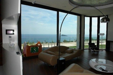Villa en venta en Benidorm, Alicante, España 5 dormitorios, 1.4 m2 No. 45535 - foto 5