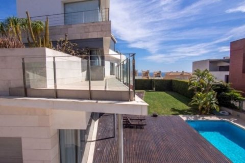 Villa en venta en Alicante, España 5 dormitorios, 900 m2 No. 44941 - foto 3