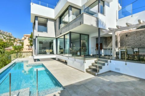 Villa en venta en Calpe, Alicante, España 4 dormitorios, 427 m2 No. 45668 - foto 2