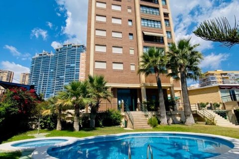 Apartamento en venta en Benidorm, Alicante, España 3 dormitorios, 113 m2 No. 42175 - foto 1