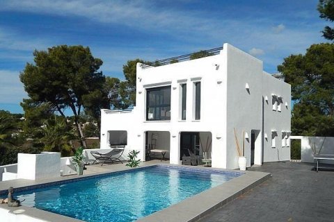 Villa en venta en Moraira, Alicante, España 4 dormitorios, 214 m2 No. 44247 - foto 1