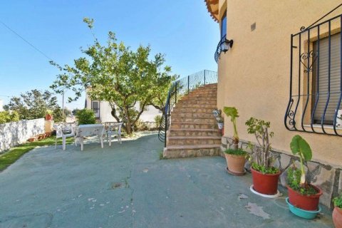Villa en venta en Calpe, Alicante, España 5 dormitorios, 200 m2 No. 45015 - foto 4