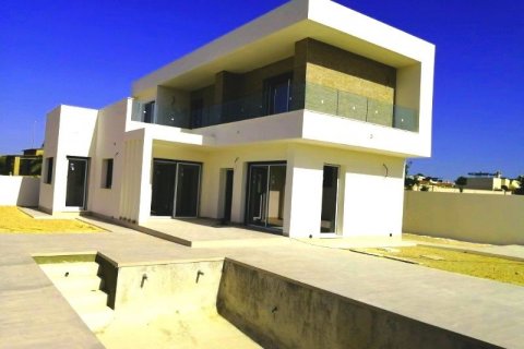 Villa en venta en Guardamar del Segura, Alicante, España 3 dormitorios, 121 m2 No. 43202 - foto 1