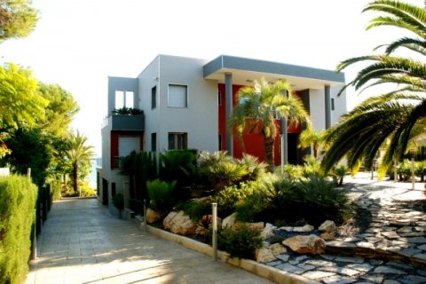 Villa en venta en Calpe, Alicante, España 4 dormitorios, 650 m2 No. 45111 - foto 2