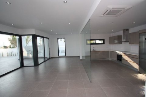 Villa en venta en Calpe, Alicante, España 4 dormitorios, 243 m2 No. 42993 - foto 8