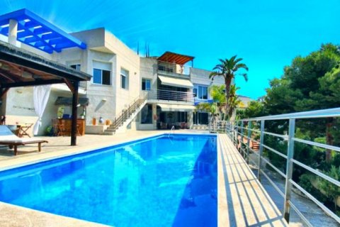 Villa en venta en Alicante, España 5 dormitorios, 484 m2 No. 41654 - foto 2