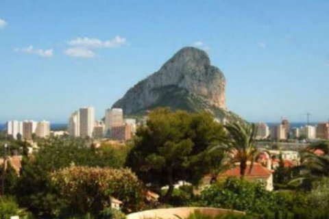 Villa en venta en Calpe, Alicante, España 3 dormitorios, 330 m2 No. 45602 - foto 2