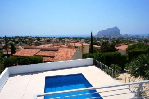 Villa en venta en Calpe, Alicante, España 4 dormitorios, 240 m2 No. 44309 - foto 4