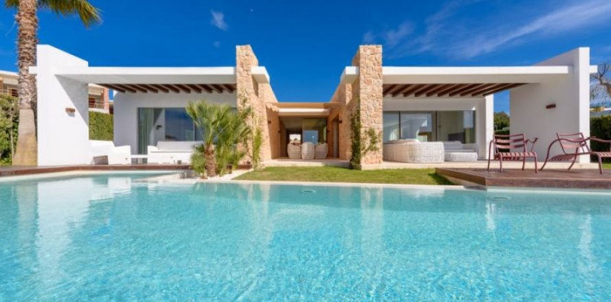 Villa en Ibiza, España 5 dormitorios, 421 m2 No. 45318