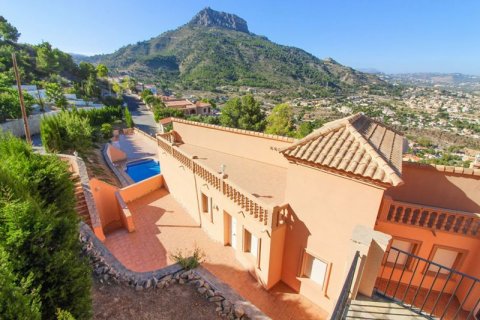 Villa en venta en Calpe, Alicante, España 8 dormitorios, 320 m2 No. 44475 - foto 4