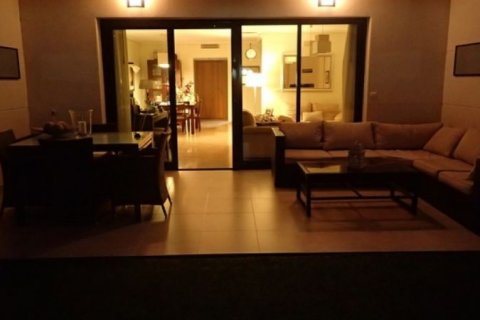 Villa en venta en Alicante, España 4 dormitorios, 310 m2 No. 45694 - foto 4