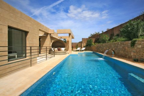 Villa en venta en Jávea, Alicante, España 5 dormitorios, 337 m2 No. 42414 - foto 1