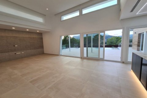 Villa en venta en Calpe, Alicante, España 3 dormitorios, 329 m2 No. 44459 - foto 5