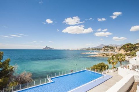 Ático en venta en Altea, Alicante, España 2 dormitorios, 160 m2 No. 45057 - foto 1