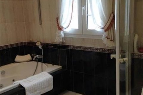 Villa en venta en Villajoyosa, Alicante, España 4 dormitorios, 600 m2 No. 44644 - foto 7