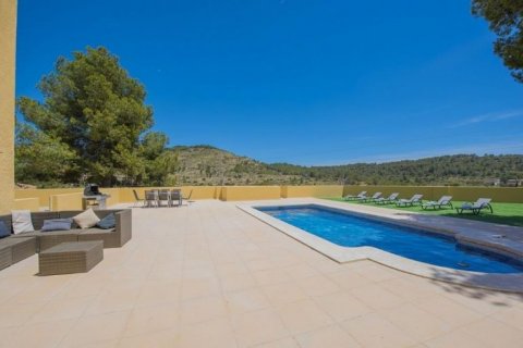 Villa en venta en Calpe, Alicante, España 4 dormitorios, 275 m2 No. 45455 - foto 4