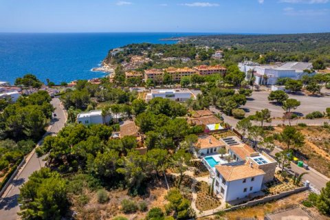 Villa en venta en Sol De Mallorca, Mallorca, España 5 dormitorios, 345 m2 No. 47575 - foto 9