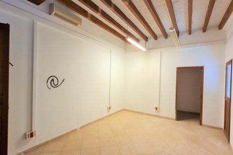 Casa adosada en alquiler en Llucmajor, Mallorca, España 10 dormitorios, 543 m2 No. 49292 - foto 13
