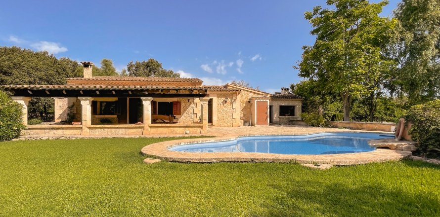 Finca en Pollenca, Mallorca, España 4 dormitorios, 303 m2 No. 49208