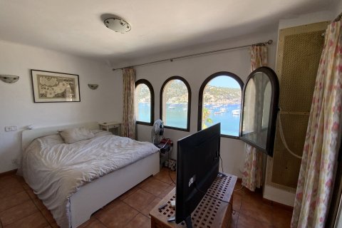 Villa en venta en Soller, Mallorca, España 7 dormitorios, 330 m2 No. 51108 - foto 9