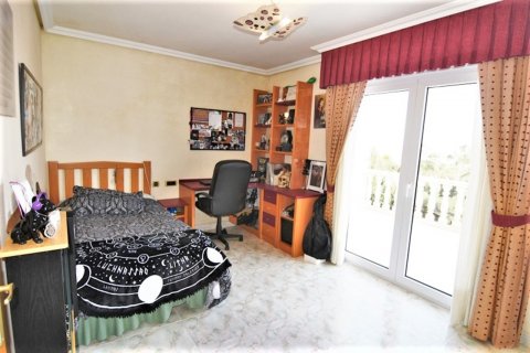 Villa en venta en La Nucia, Alicante, España 4 dormitorios, 395 m2 No. 50297 - foto 21