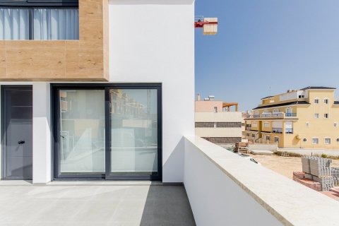 Casa adosada en venta Guardamar del Segura, Alicante, España 3 dormitorios, 167 m2 No. 49943 - foto 23