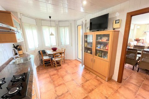 Villa en venta Castelldefels, Barcelona, España 4 dormitorios, 240 m2 No. 49807 - foto 21