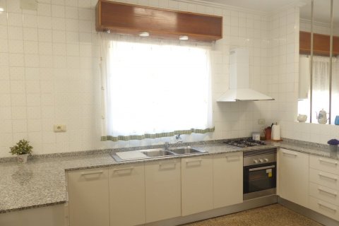 Сasa en venta en Bétera, València, España 7 dormitorios, 465 m2 No. 49995 - foto 9