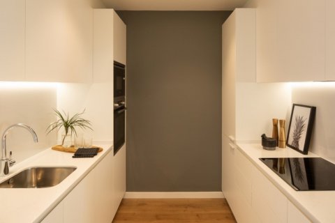 Apartamento en venta en Barcelona, España 3 dormitorios, 96 m2 No. 50306 - foto 3